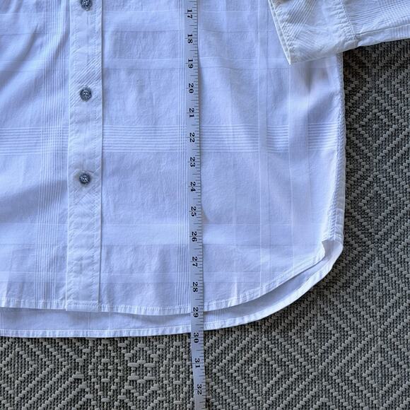 Affliction Shirt Mens Medium White Premium Button Up Embroidery Motorcycle Biker - Picture 9 of 11